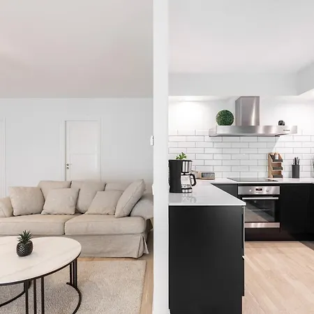 Airhome - Black&white