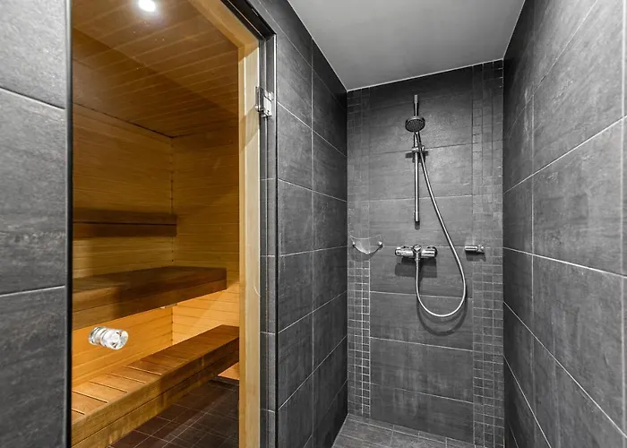 Airhome - Black&white Apartment Tallinn