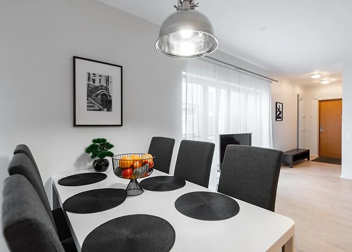 Airhome - Black&white Apartment