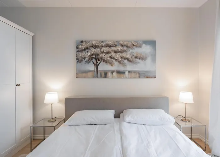 Airhome - Black&white Apartment