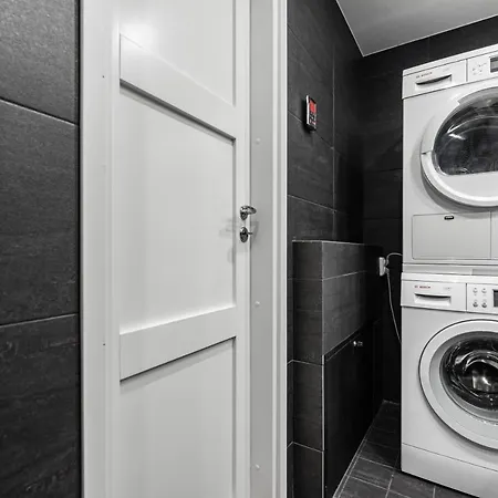 Airhome - Black&white *